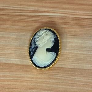 Vintage Resin Cameo Sew-On Brooch Gold-Tone Oval Classical Lady Costume Jewelry